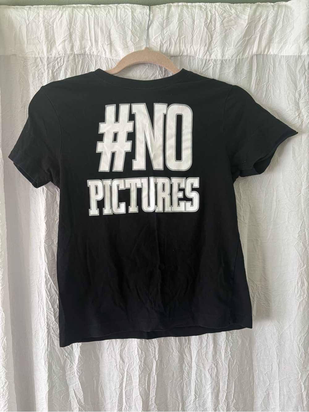 #NO PICTURES Graphic Tee - Black with White Text